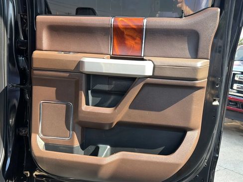 Used 2018 Ford F250 King Ranch w/ King Ranch Ultimate Package AWD/4WD image 19