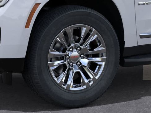New 2026 GMC Yukon XL Denali w/ Advanced Technology Package AWD/4WD image 9