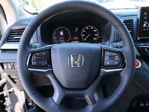 New 2026 Honda Odyssey EX-L image 21