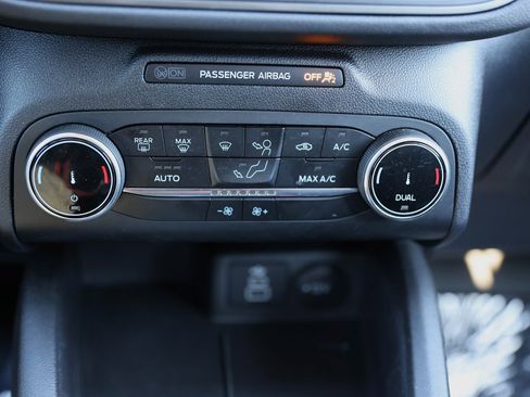 Used 2025 Ford Escape Active image 27