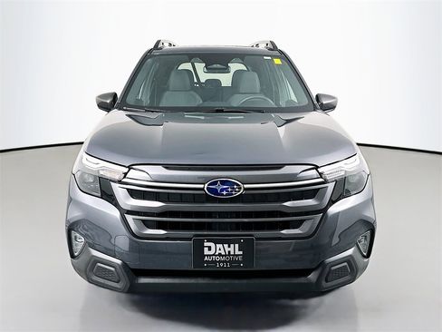 Used 2025 Subaru Forester Premium image 3