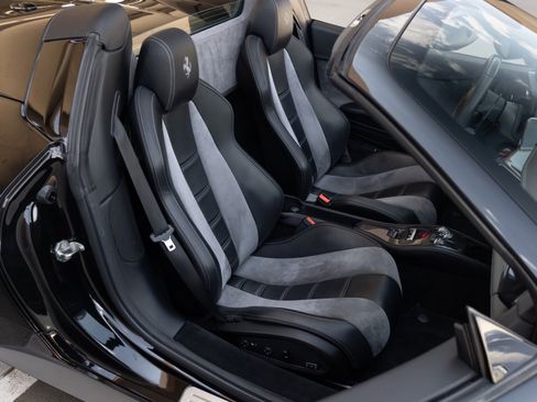 Used 2012 Ferrari 458 Spider RWD image 73