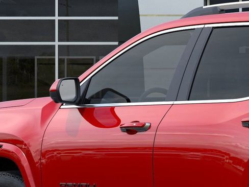 New 2026 GMC Terrain Denali w/ LPO, Black Badging Package image 12