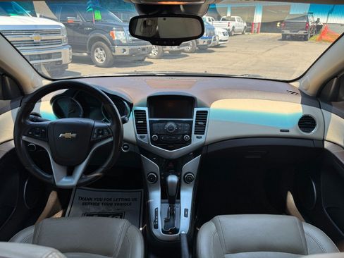 Used 2015 Chevrolet Cruze LT FWD image 22