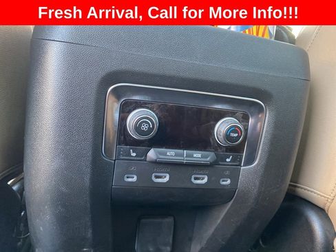 Used 2024 Chevrolet Tahoe Premier w/ Advanced Technology Package AWD/4WD image 10