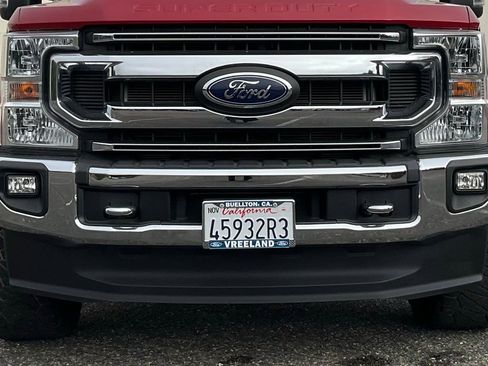 Certified 2022 Ford F250 XLT w/ XLT Premium Package image 18