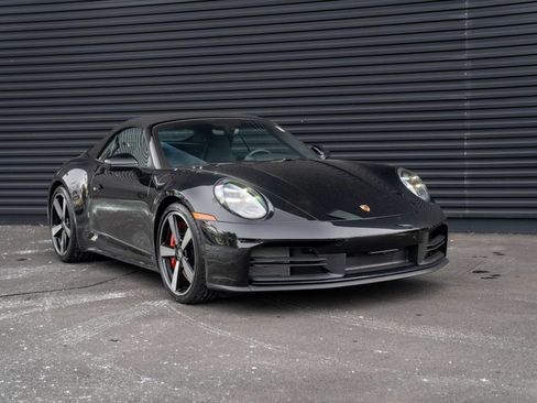 New 2026 Porsche 911 Carrera 4S image 10