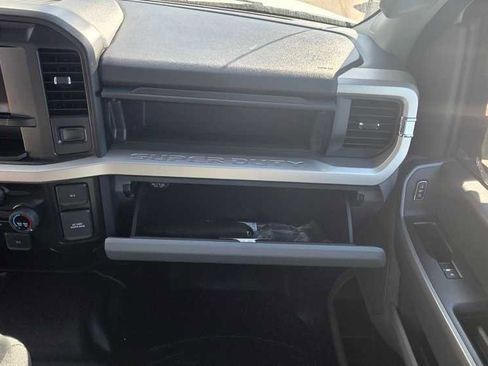 Used 2024 Ford F250 XLT w/ FX4 Off-Road Package image 17