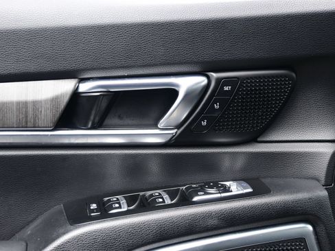Used 2023 Kia Telluride SX FWD image 11