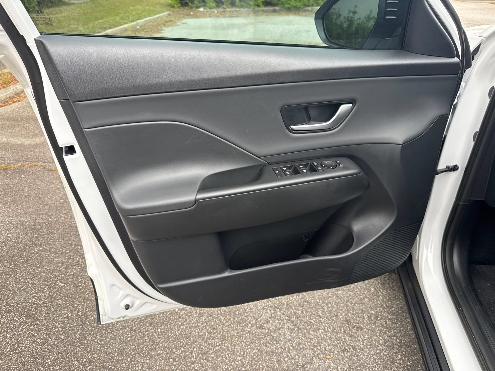 Used 2026 Hyundai Kona SEL Premium FWD image 10
