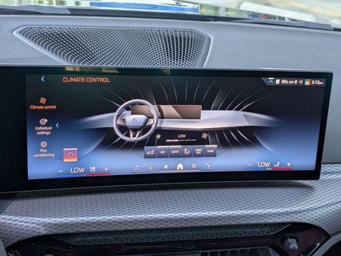 Used 2025 BMW 430i Convertible RWD image 18