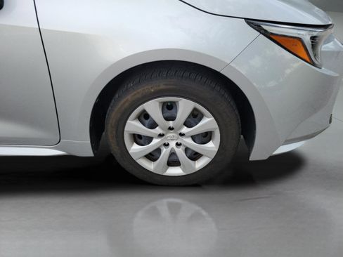 Used 2023 Toyota Corolla LE FWD image 16