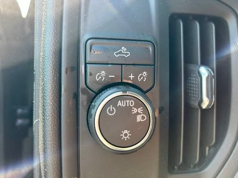 Used 2024 Chevrolet Silverado 1500 Custom RWD image 14