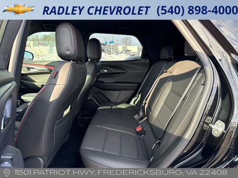 Used 2025 Chevrolet TrailBlazer RS w/ Convenience Package image 12