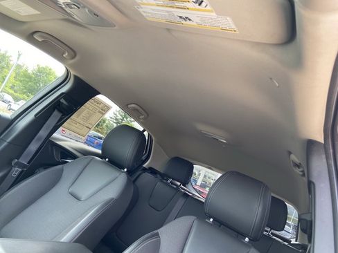 Used 2024 Buick Encore GX Preferred FWD image 29
