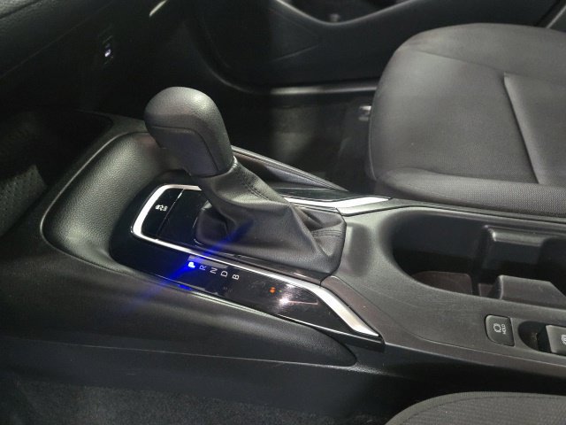 Used 2025 Toyota Corolla LE FWD image 8