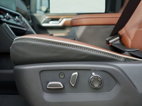 New 2026 GMC Sierra 3500 Denali Ultimate image 19