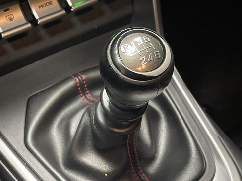 Used 2024 Subaru BRZ Premium image 26