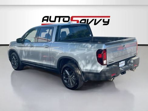 Used 2026 Honda Ridgeline Sport image 5