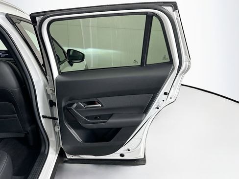 Used 2025 MAZDA CX-50 AWD 2.5 S w/ Premium Plus Pkg image 30