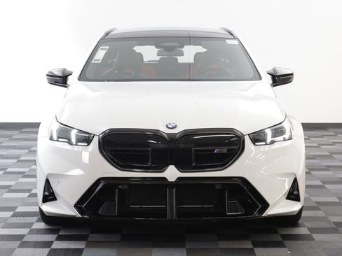 New 2027 BMW M5 Touring AWD/4WD image 30