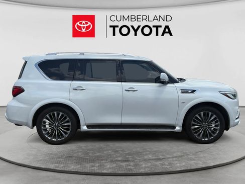 Used 2018 INFINITI QX80 4WD w/ Driver Assistance Package image 6