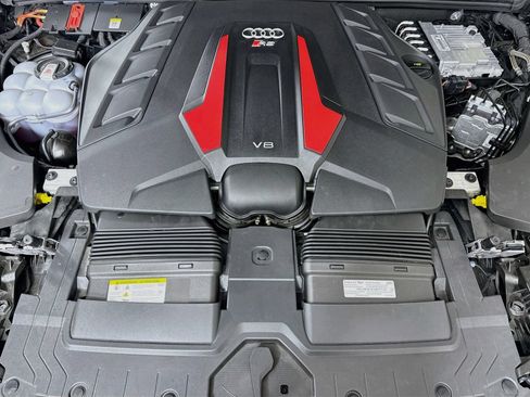 Used 2025 Audi RS Q8 performance w/ Matte Carbon Package AWD/4WD image 30