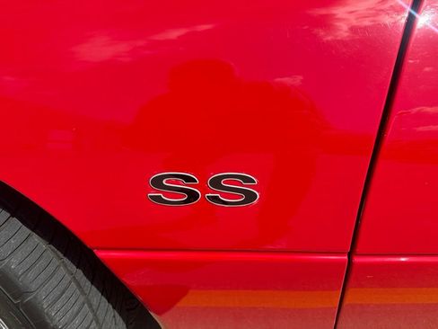 Used 1996 Chevrolet Camaro Z28 RWD image 14