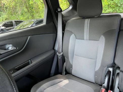 Used 2026 Chevrolet Blazer LT FWD image 40