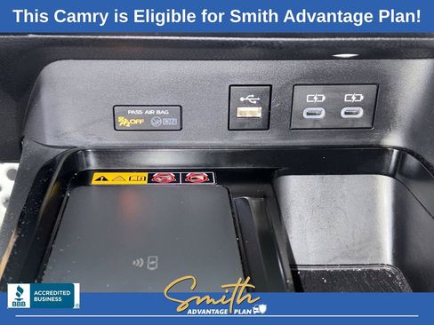 Used 2025 Toyota Camry SE image 16