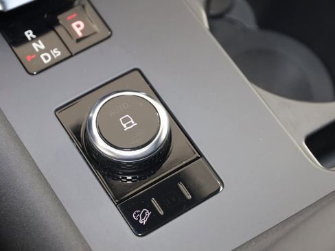 Used 2023 Land Rover Discovery S R-Dynamic image 30