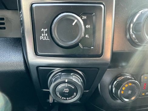 Used 2019 Ford F150 XLT w/ Equipment Group 302A Luxury image 33