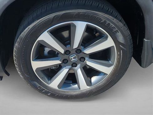 Used 2023 Honda Pilot Touring image 26