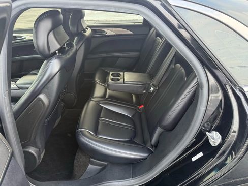 Used 2018 Lincoln MKZ Premiere image 16