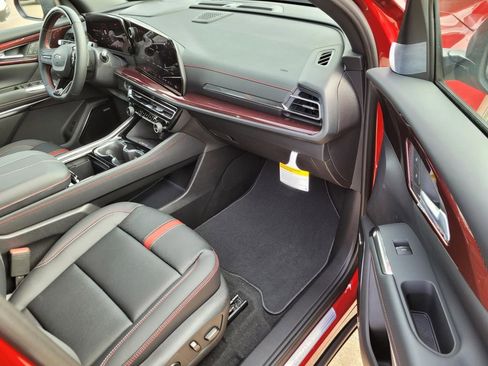 New 2026 Chevrolet Traverse RS image 6