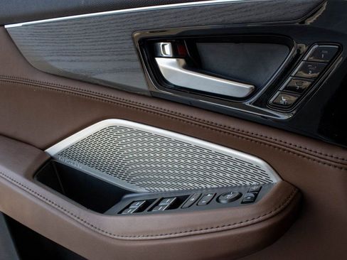 Used 2024 Acura MDX SH-AWD w/ Advance Package image 24