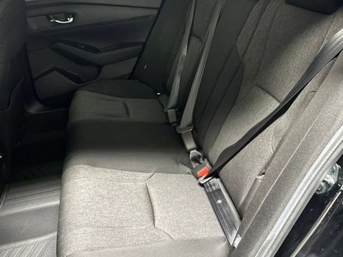Used 2025 Honda Accord SE image 17