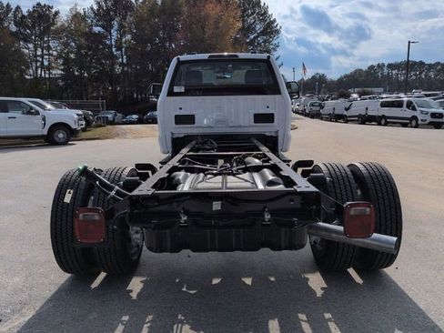 New 2026 Ford F550 XL image 5
