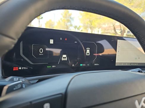 Used 2025 Kia EV6 Light w/ Light LR Technology Package RWD image 22