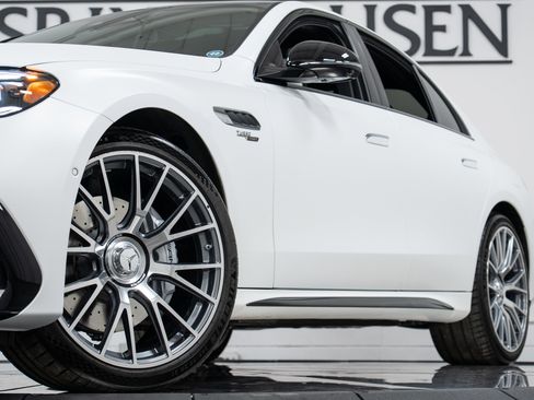 Certified 2025 Mercedes-Benz E 53 AMG e 4MATIC Sedan image 28