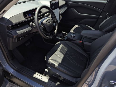 Certified 2024 Ford Mustang Mach-E Select w/ Comfort Package Lite AWD/4WD image 9