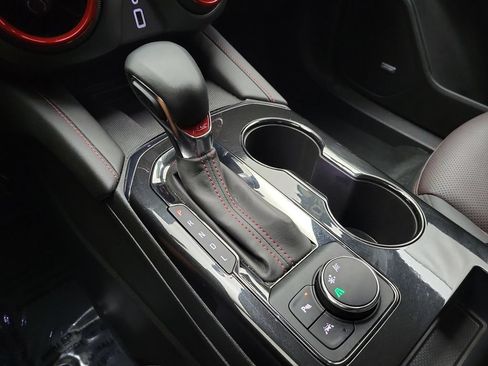 Certified 2025 Chevrolet Blazer RS FWD image 17