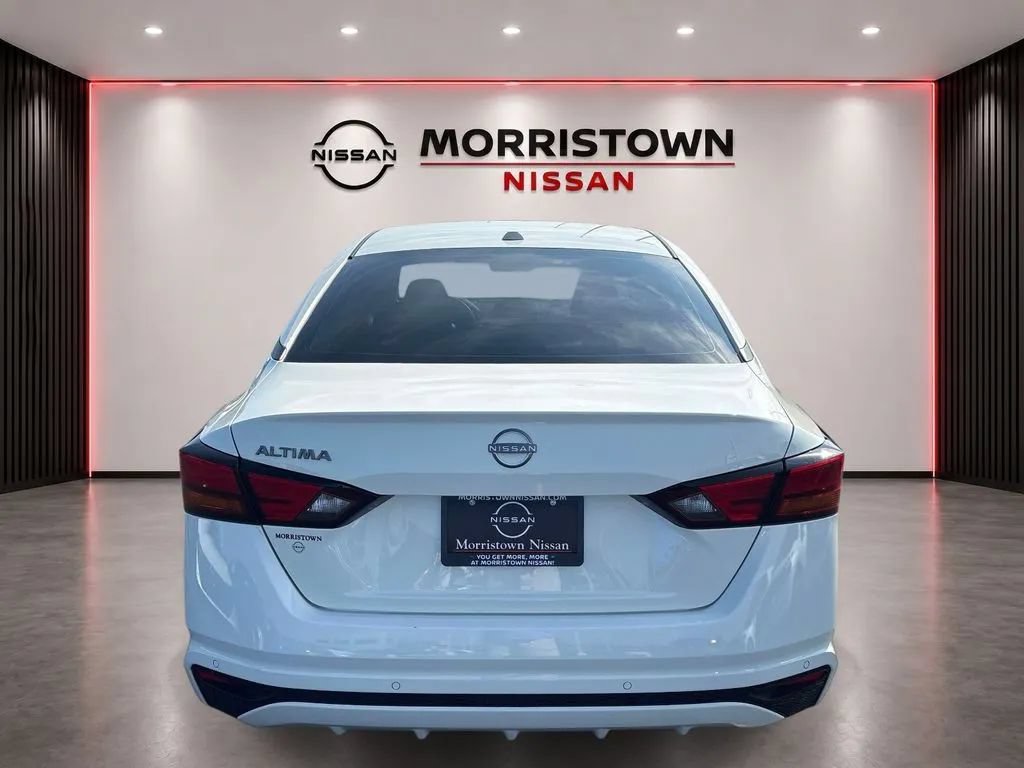 Used 2025 Nissan Altima 2.5 S FWD image 4