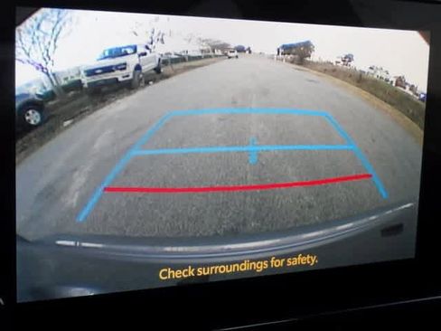 Used 2025 Toyota Corolla LE image 20