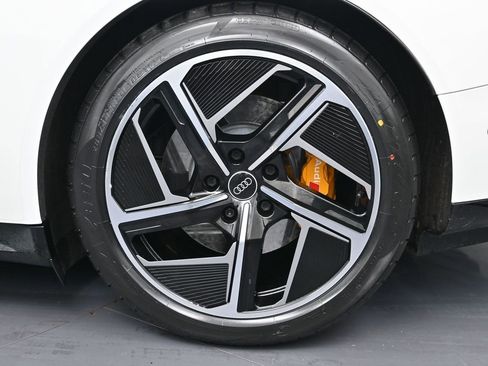 Used 2023 Audi RS e-tron GT w/ Carbon Performance Package image 10