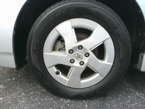 Used 2011 Toyota Prius Three image 27