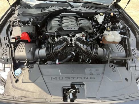 Used 2024 Ford Mustang GT Premium RWD image 3