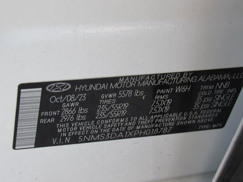 Used 2023 Hyundai Santa Fe SEL Premium image 16