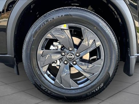 New 2026 Nissan Rogue SV image 11