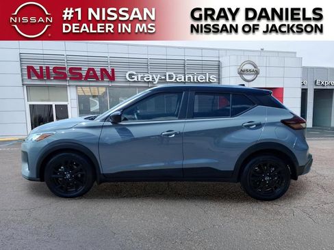 Used 2024 Nissan Kicks SV FWD image 4